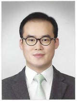 신현우 교수